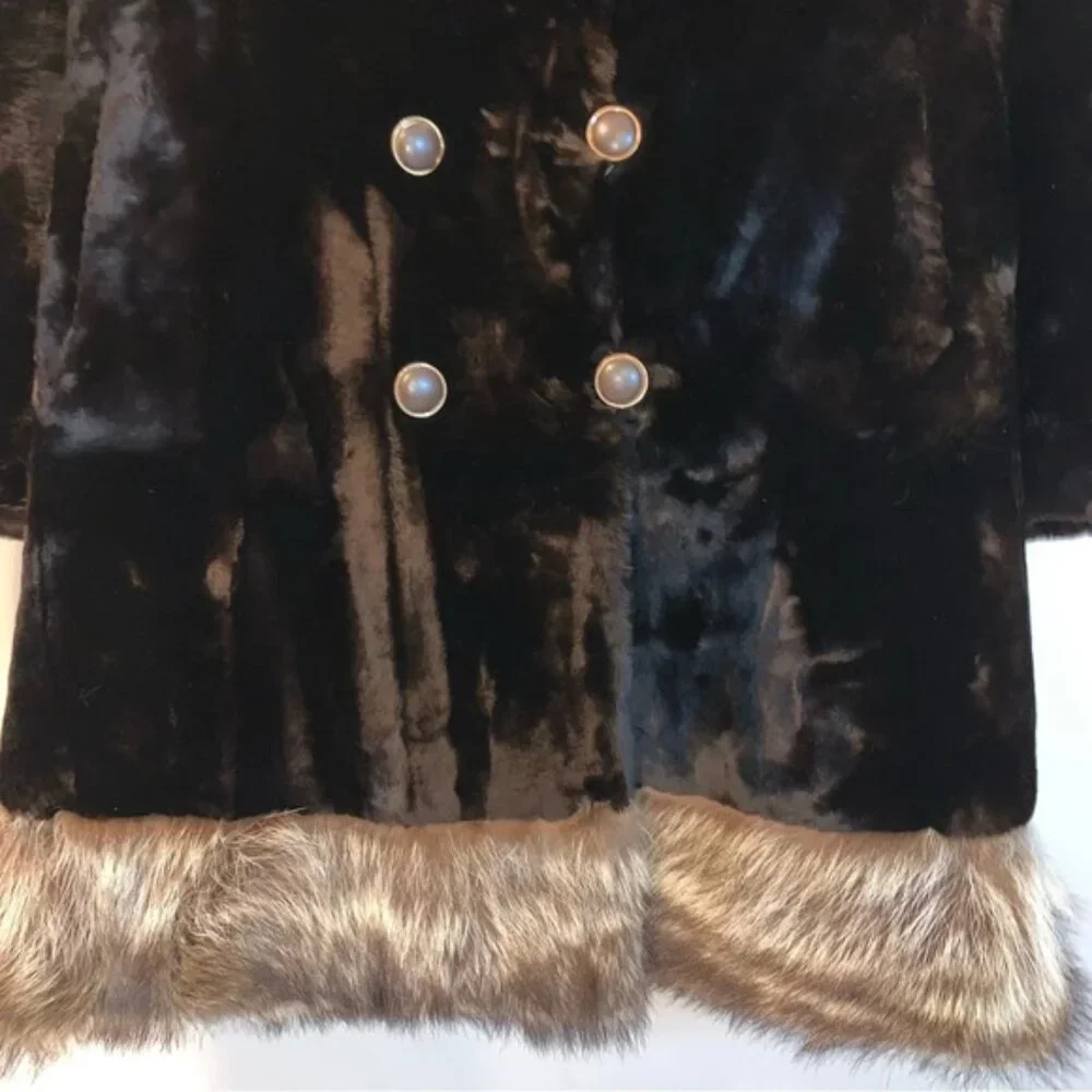 Vintage Daytons Calgary Fur Coat Mid Length - Picture 7 of 12